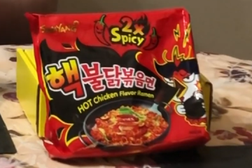 2X Spicy Hot Chicken Ramen