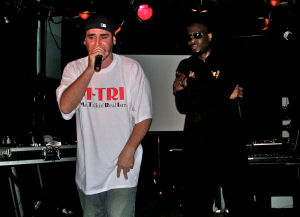 [Coole High & M-Tri (c) Adam Bernard of AdamsWorldBlog.com]