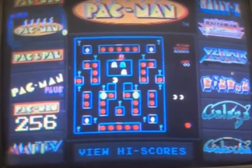 Pac-Man Plug & Play